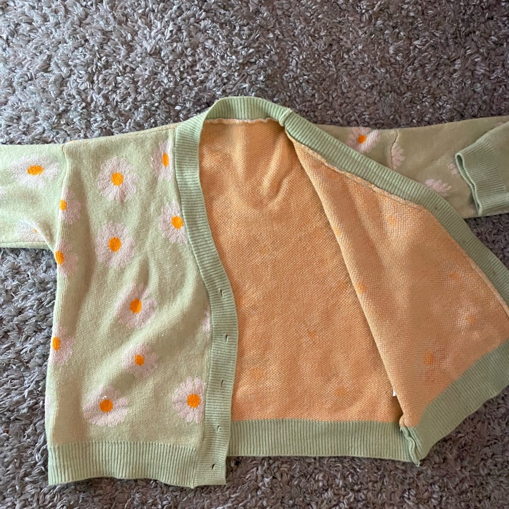 Flower Cardigan - Picture 3 of 3